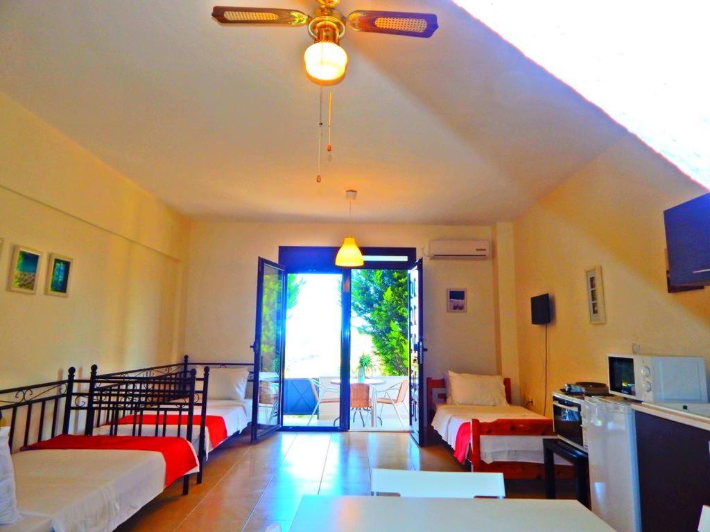 Kripis Studio Paliouri Exterior photo
